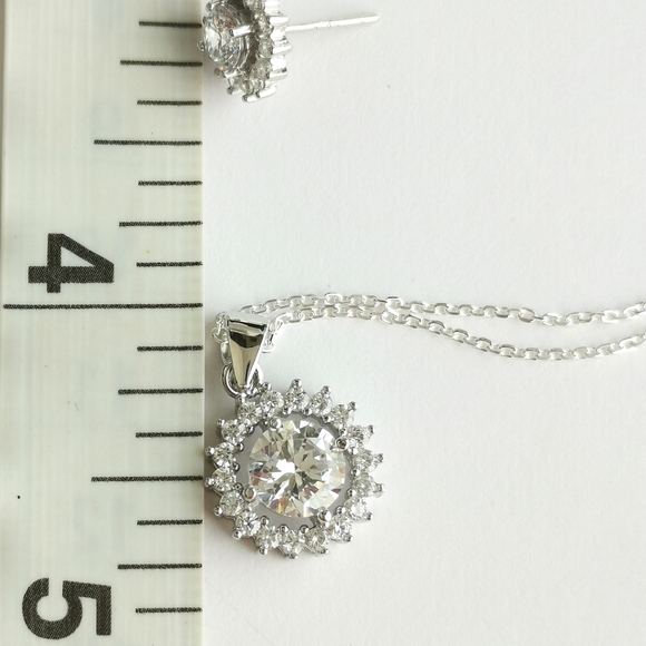 Sterling silver cz Sunflower pendant necklace earring set 🆕 - Picture 4 of 7